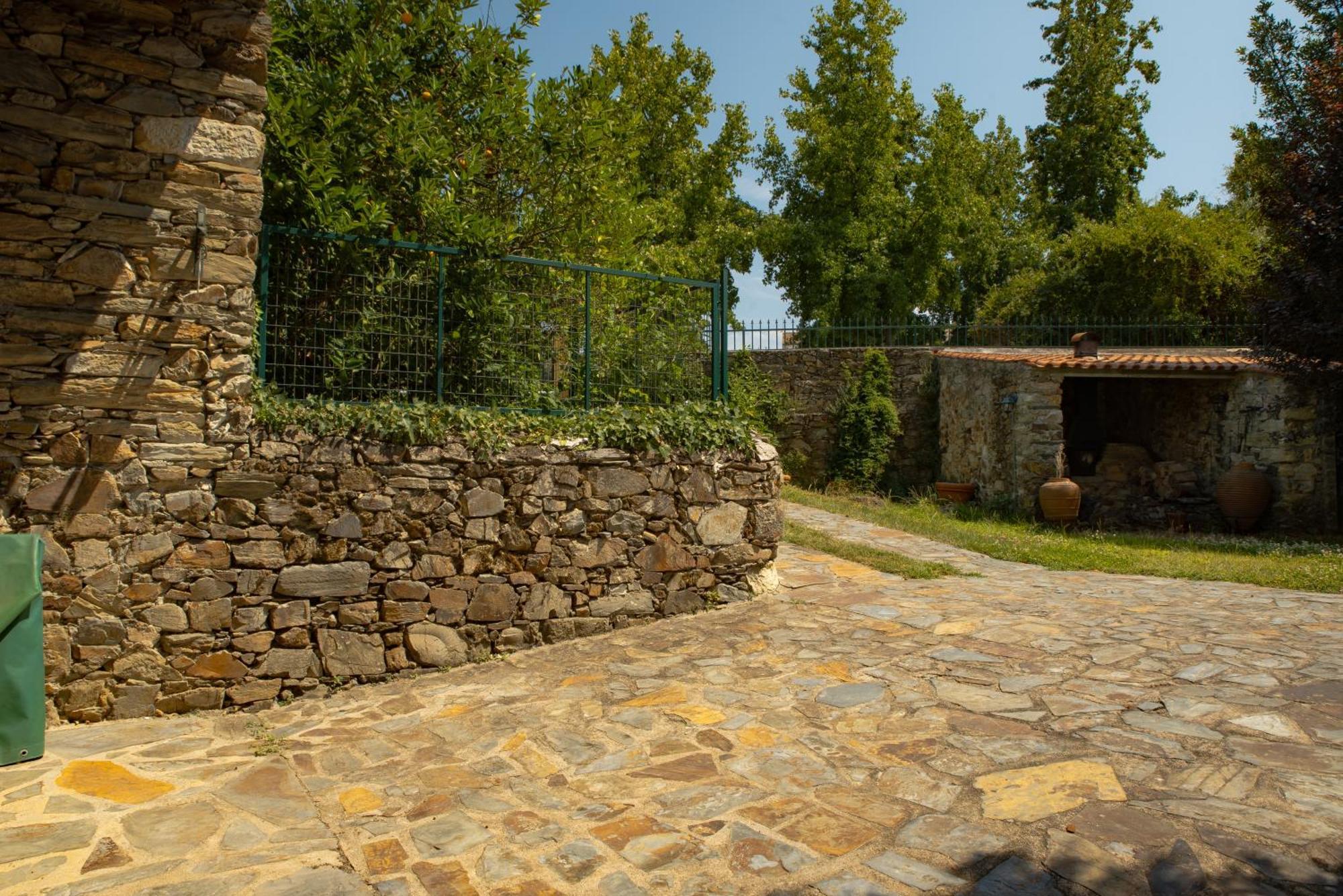 A Sobreirinha Jacuzzi E Pet Friendly Villa Sobreira Formosa Exterior photo
