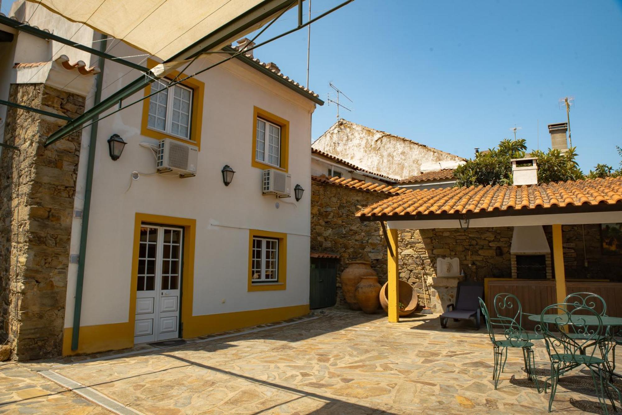 A Sobreirinha Jacuzzi E Pet Friendly Villa Sobreira Formosa Exterior photo